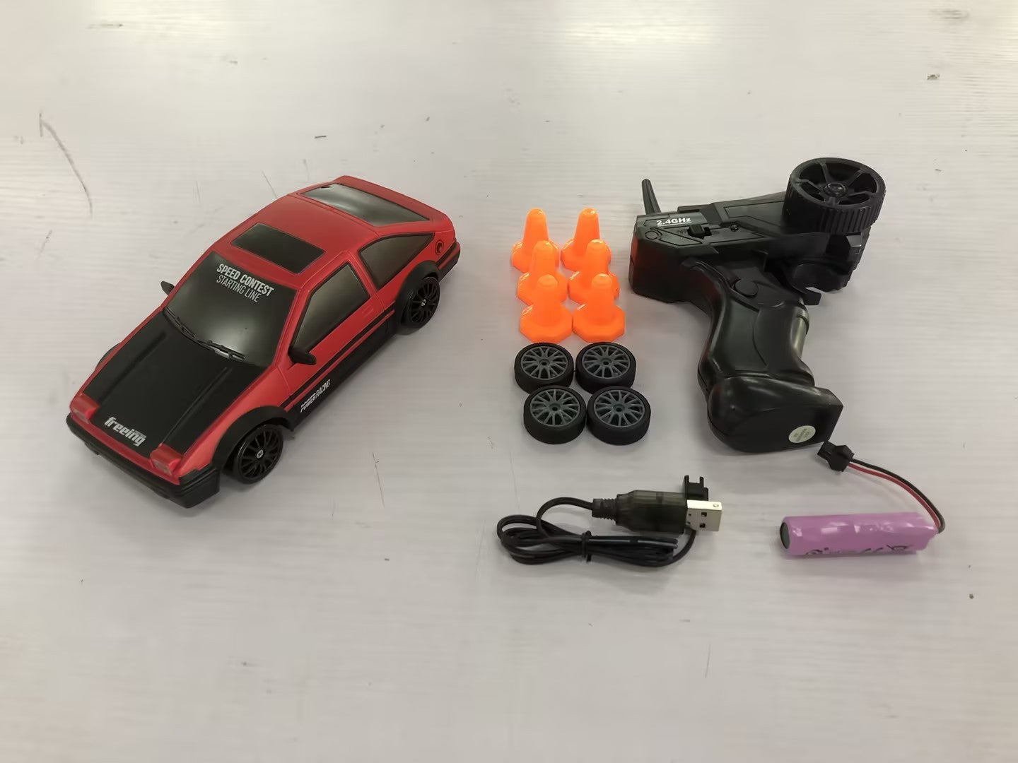 RC Drift Car 1:24 – Viteză și Drift